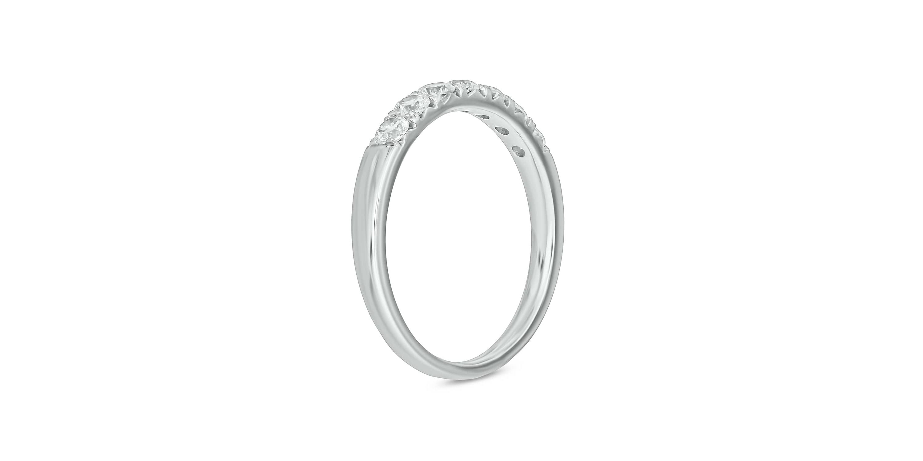 Lab Created 1/2 Carat Lab-Grown Diamond Luxurious Anniversary Ring in Sterling Silver