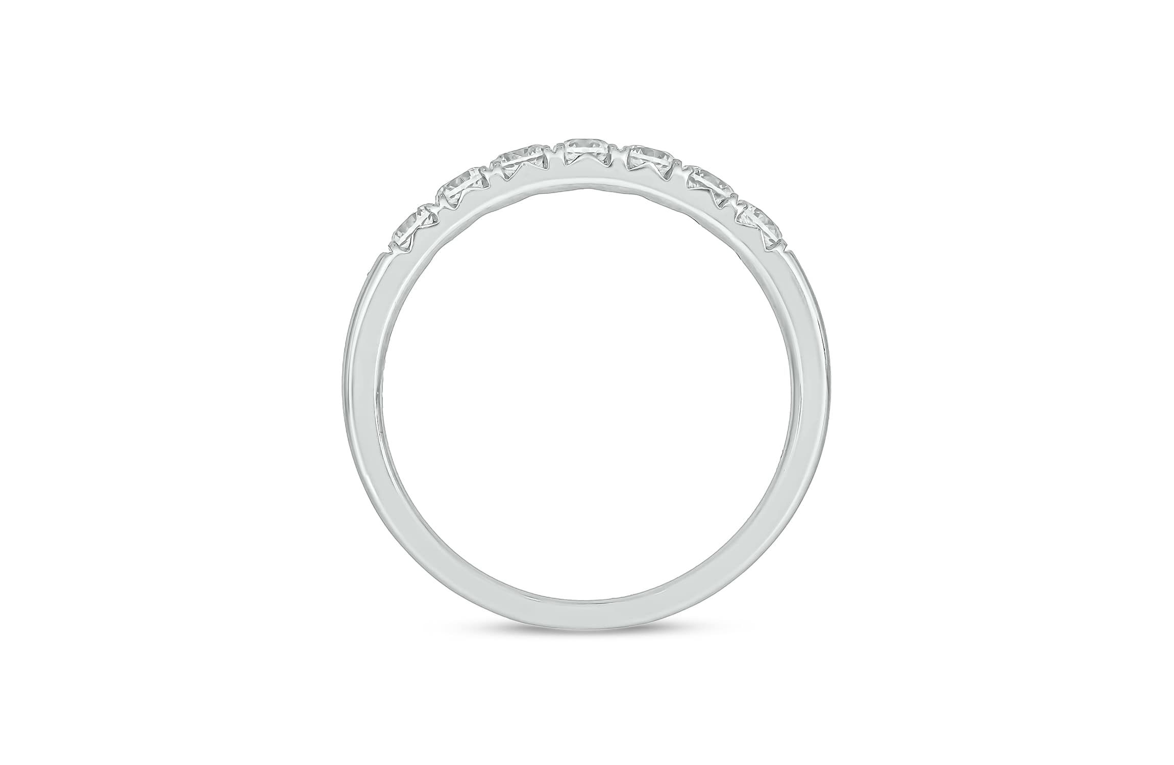 Lab Created 1/2 Carat Lab-Grown Diamond Luxurious Anniversary Ring in Sterling Silver