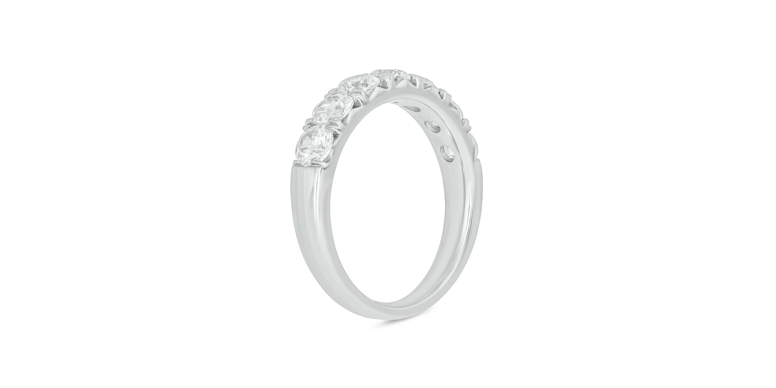 Lab Created 1 1/2 Carat Lab-Grown Diamond Timeless elegance  Anniversary Ring in Sterling Silver