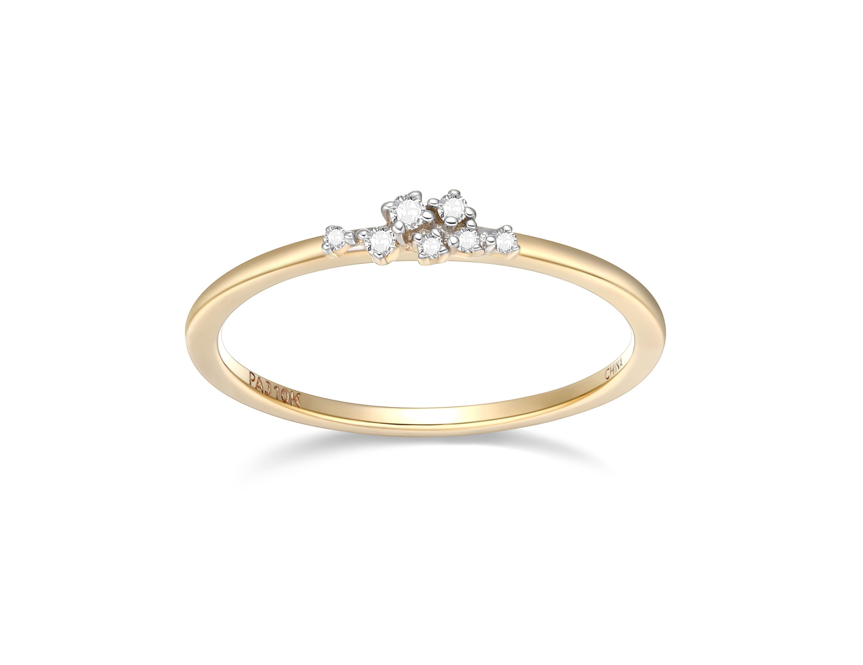 1/20 cttw Diamond Sprinkled Stardust Band Ring in 14k Yellow Gold