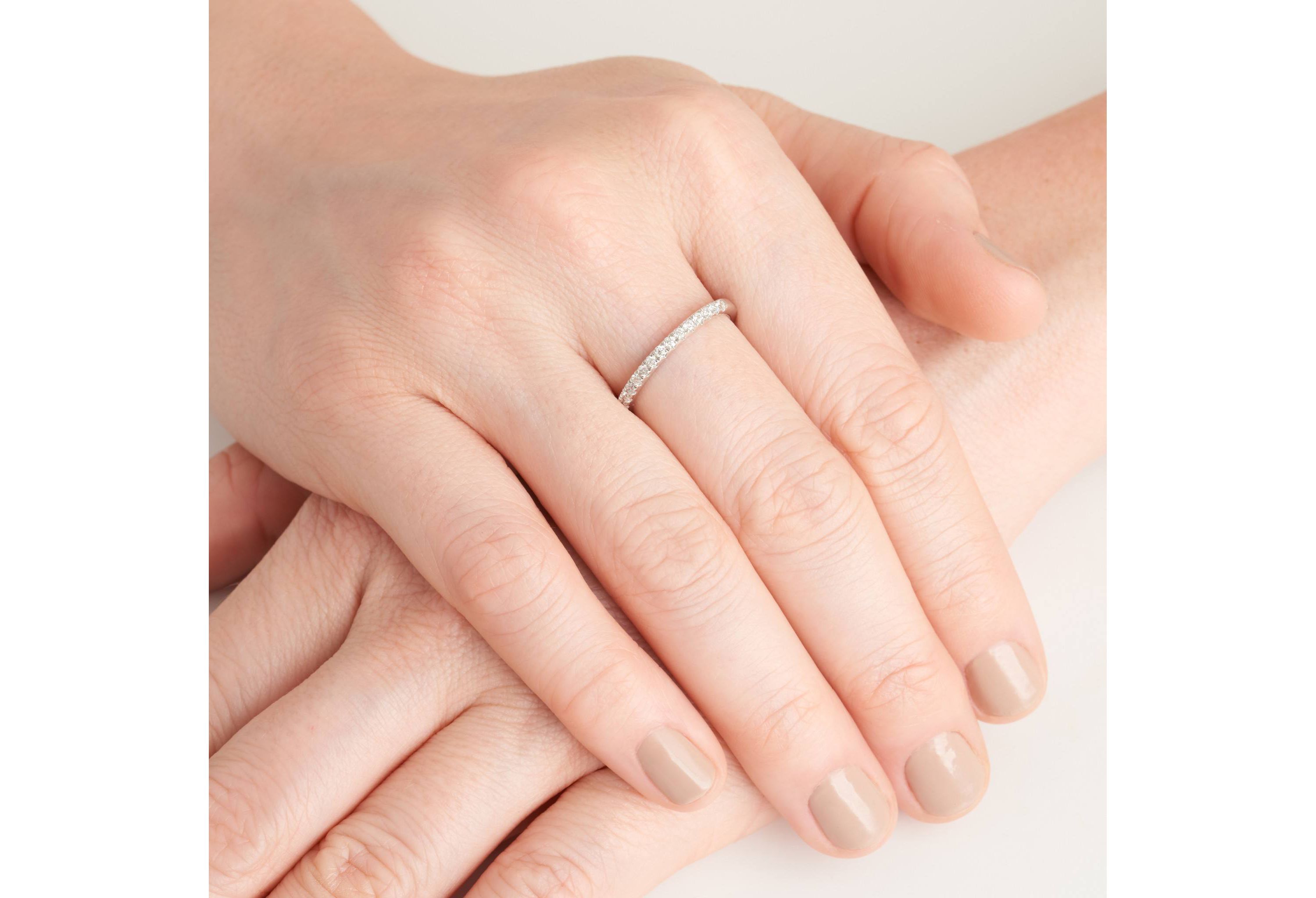 1/6 CT TW Lab Grown Diamond Wedding Band Ring in Rhodium Over Sterling Silver