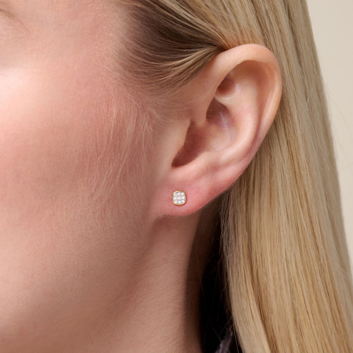 1/10 cttw Diamond Geometric Stud Earrings in 14k Yellow Gold