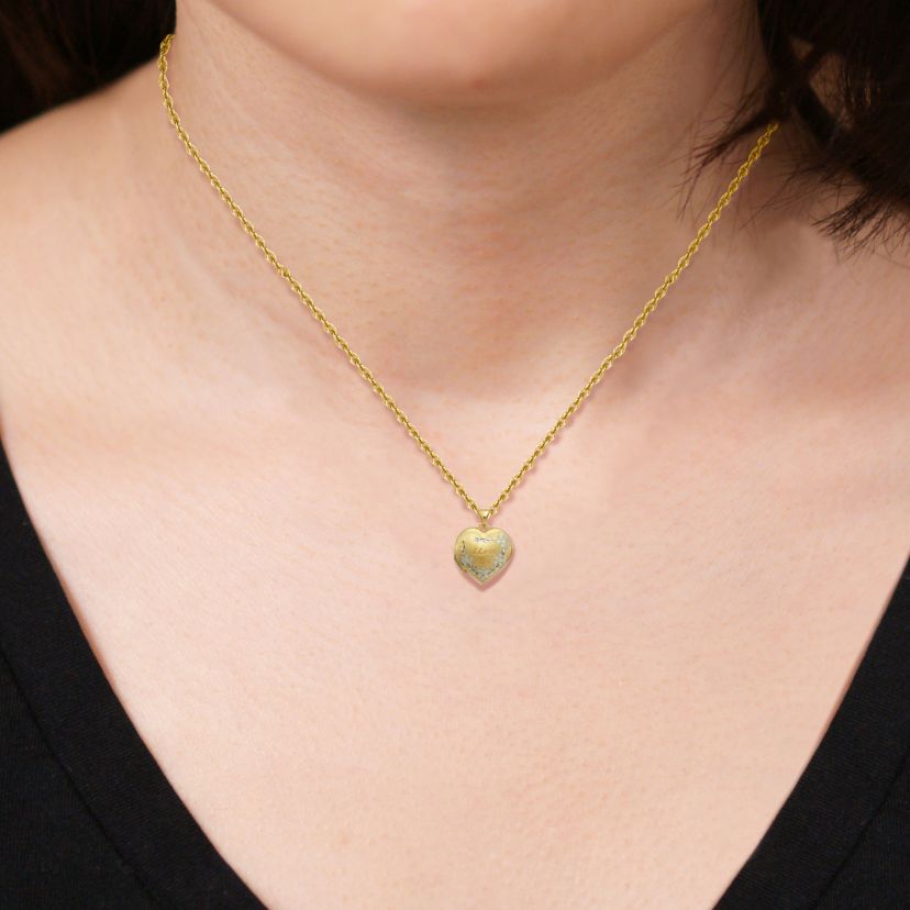 10k Yellow Gold Filigree Scroll Heart Locket Pendant Necklace