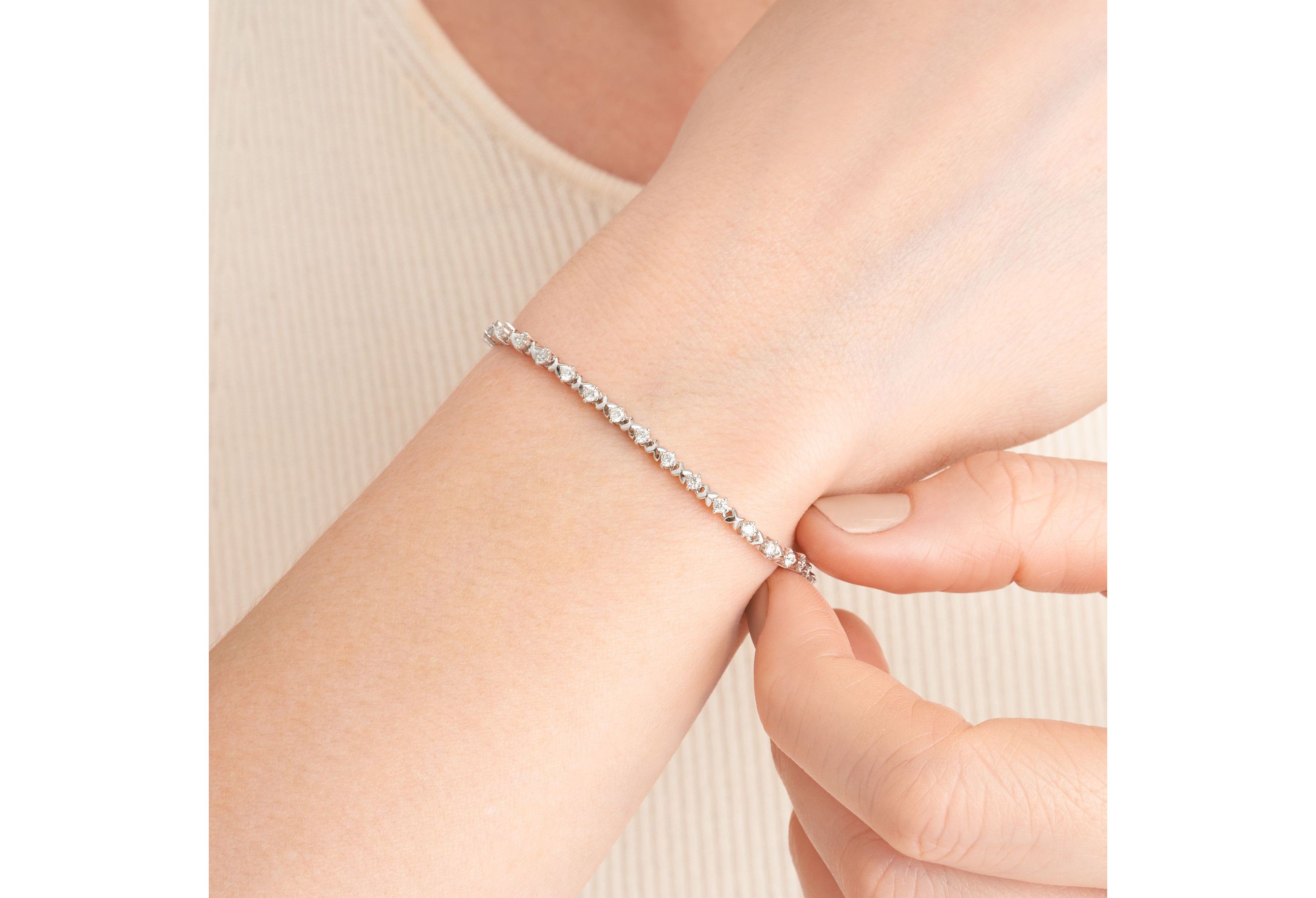 1 CT TW Lab Grown Diamond Tennis Bracelet in Rhodium Plated Sterling Silver