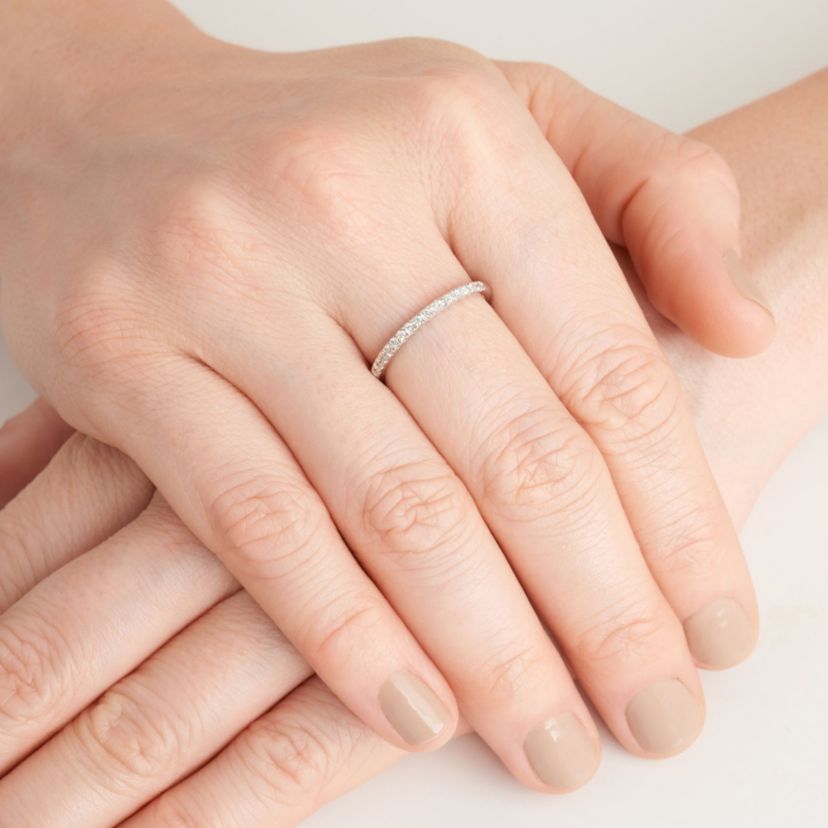 1/4 CT TW Lab Grown Diamond Wedding Band Ring in Rhodium Plated Sterling Silver