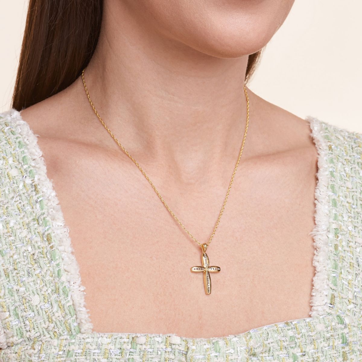 1/10 cttw Diamond Cross Pendant in 18k Yellow Gold Plated Sterling Silver with 18" Rope Chain