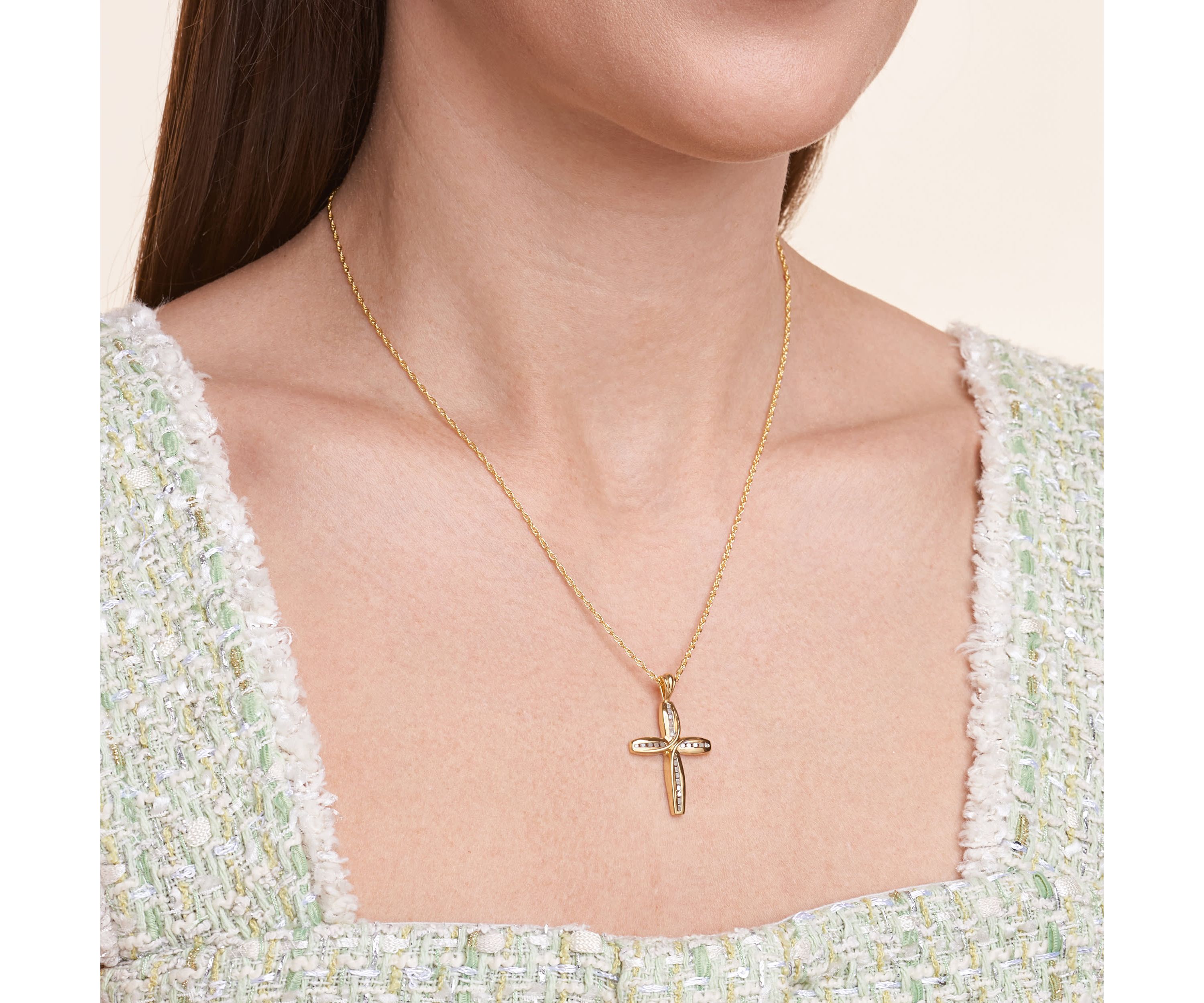1/10 cttw Diamond Cross Pendant in 18k Yellow Gold Plated Sterling Silver with 18" Rope Chain