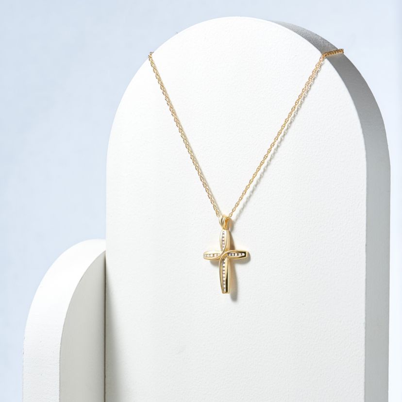 1/10 cttw Diamond Cross Pendant in 18k Yellow Gold Plated Sterling Silver with 18" Rope Chain