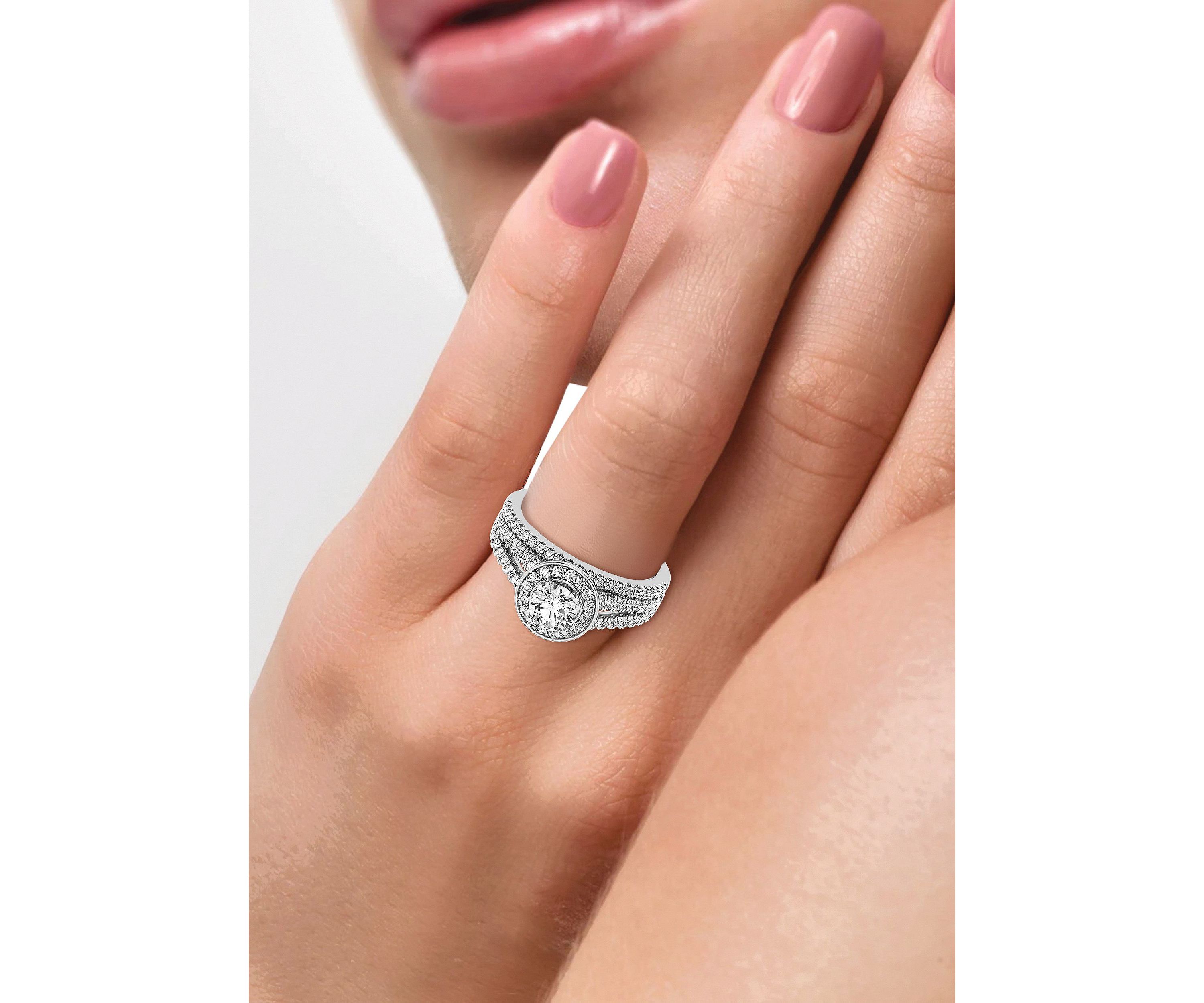 Lab Created 14KW 1.20Ctw Lab Grown Diamond Ring.