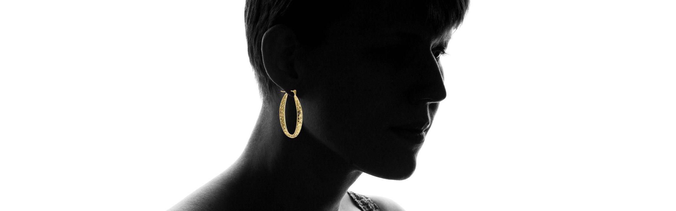 14K Yellow Gold Diamond Cut Oval Hoop Earring