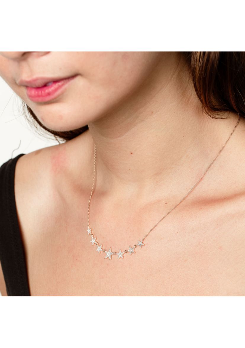 3/8 ct. t.w. Diamond Graduated Star Necklace in 14K Yellow Gold