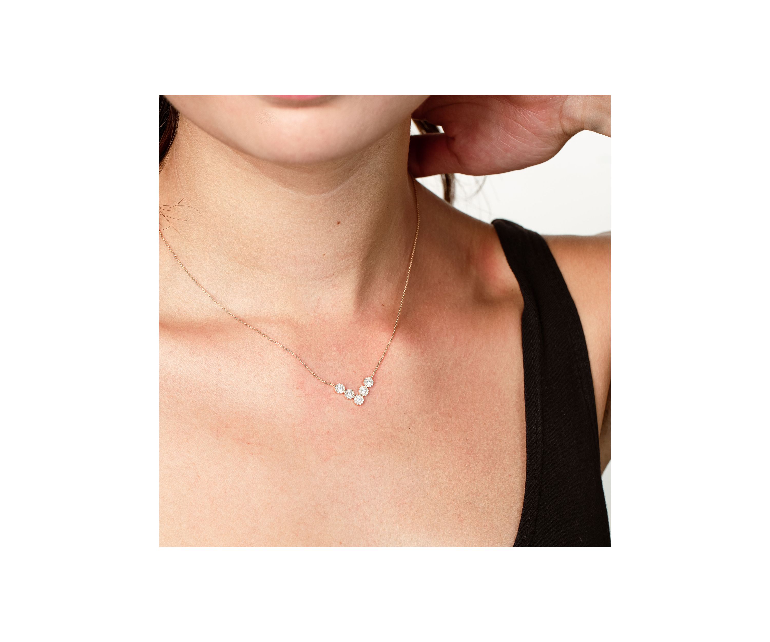 3/8 ct. t.w. Diamond Halo V Necklace in 14K Yellow Gold