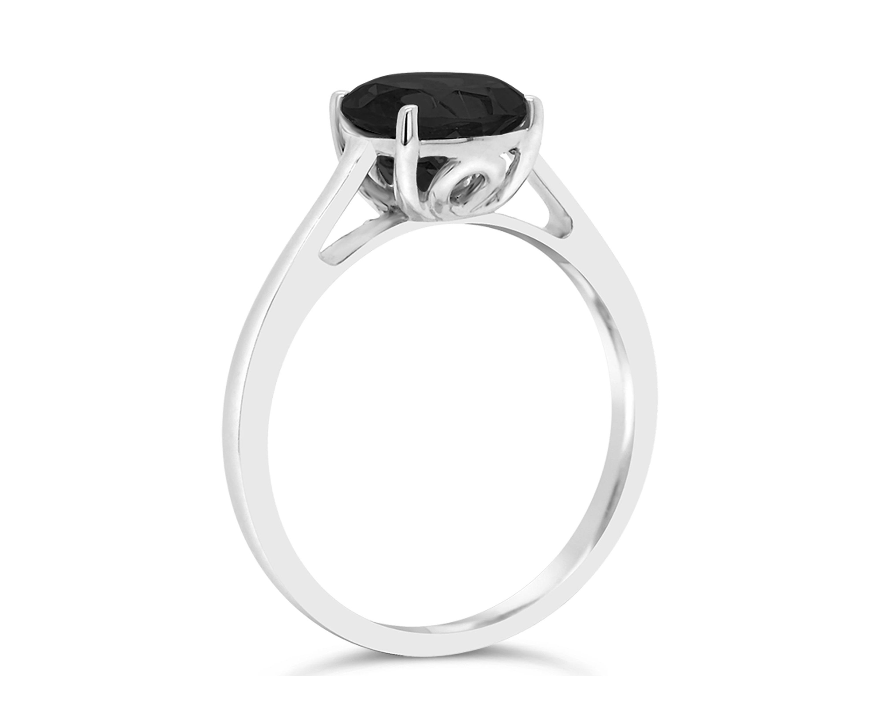 Sterling Silver 8mm Round Black Agate Solitaire Ring