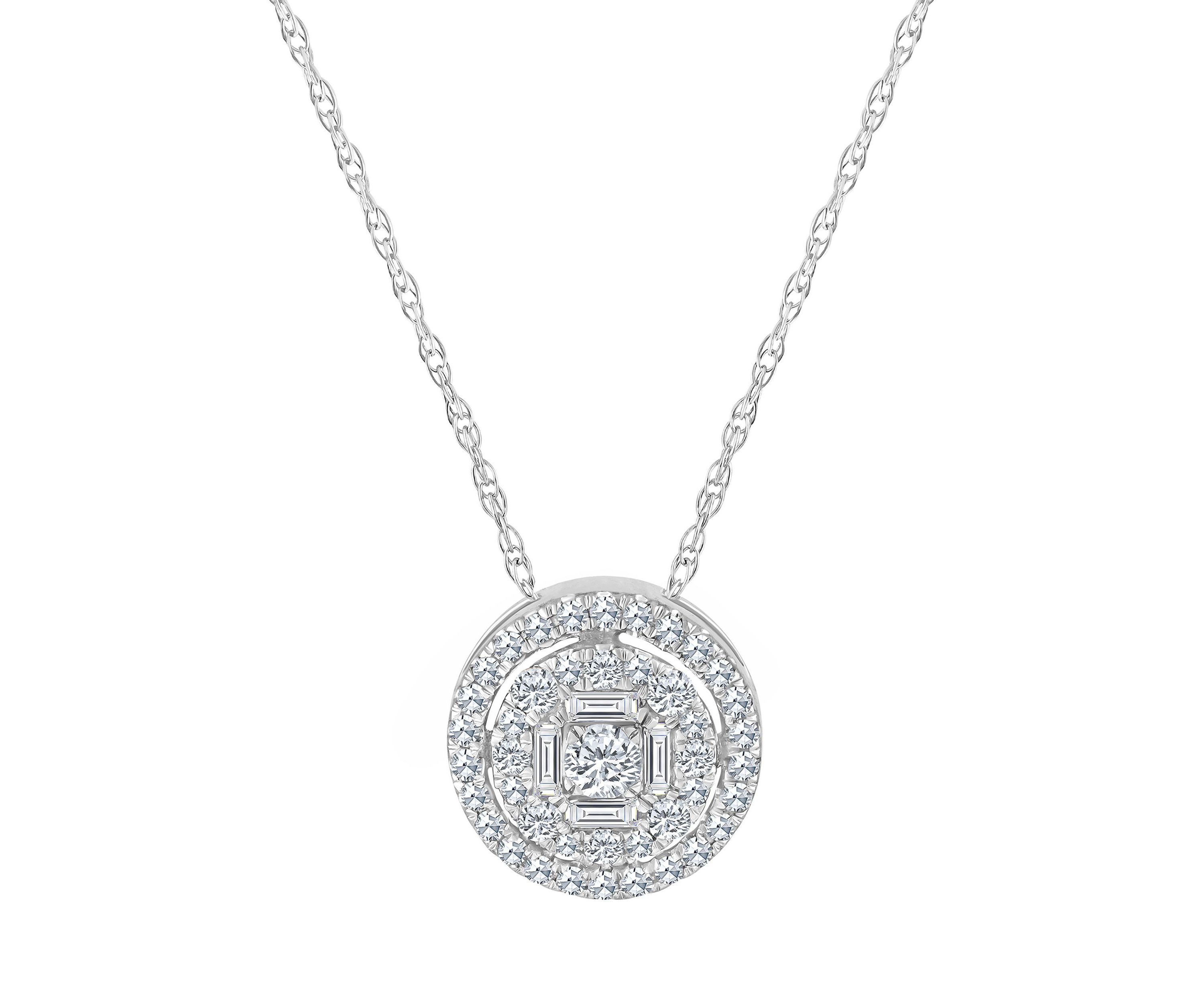 14K White Gold 1/4 CTTW Diamond Round Cluster Pendant Necklace