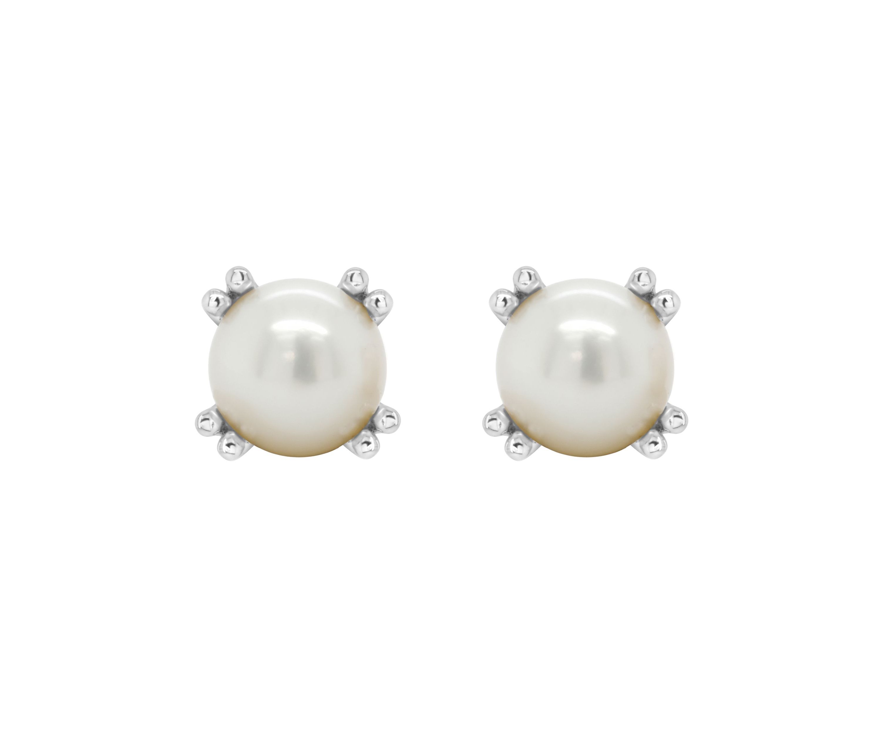 Sterling Silver 7mm Round Pearl Stud Earrings