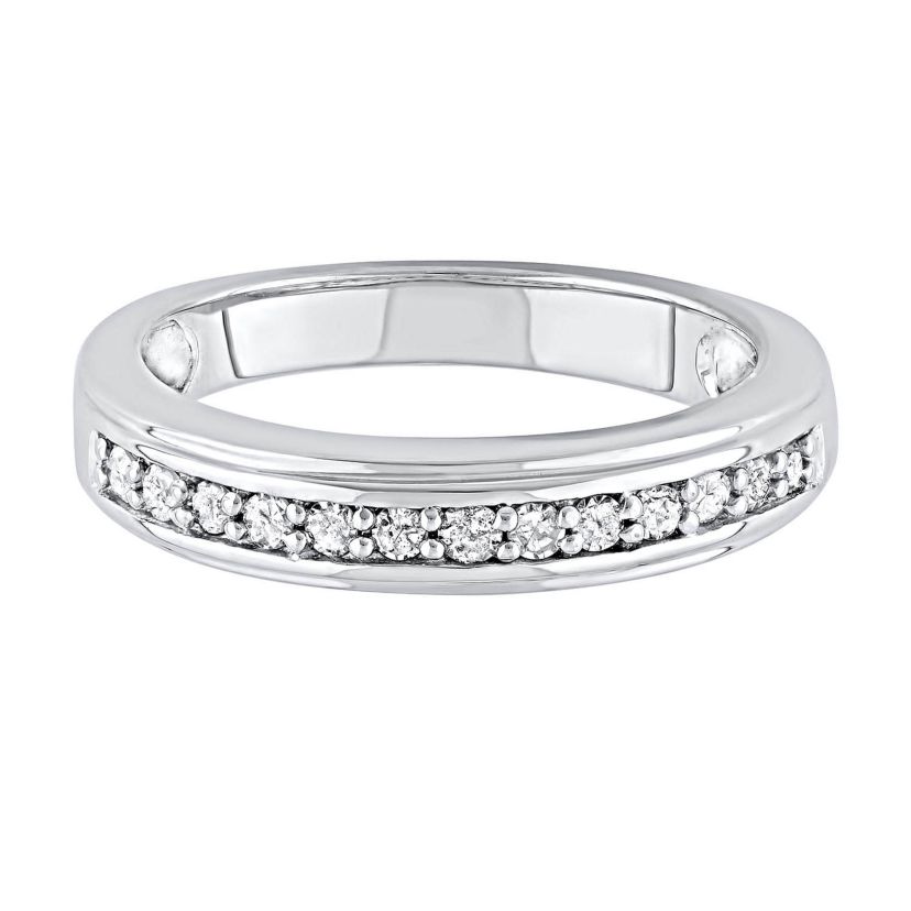 1/4 CTTW Diamond Wedding Band in Sterling Silver