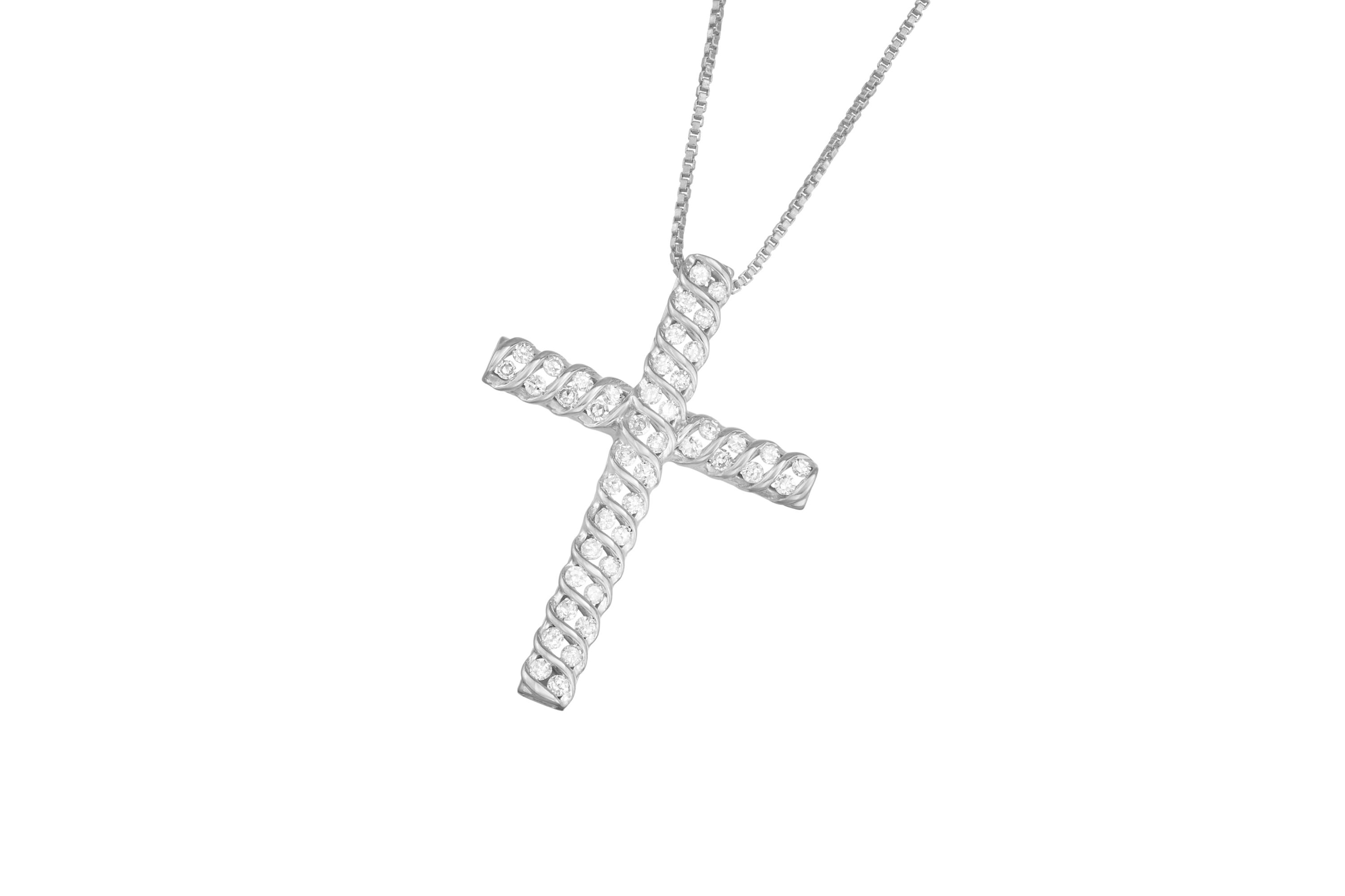 1/2 Cttw Diamond Cross Pendant in Sterling Silver