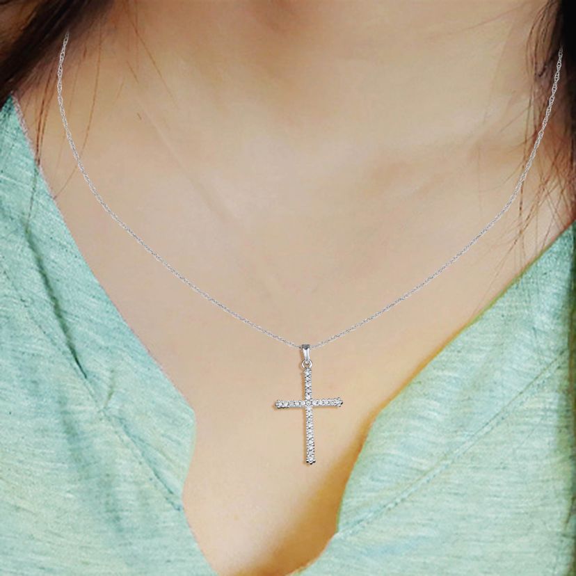 1/2 CTTW Diamond Cross Pendant in 10K White  Gold