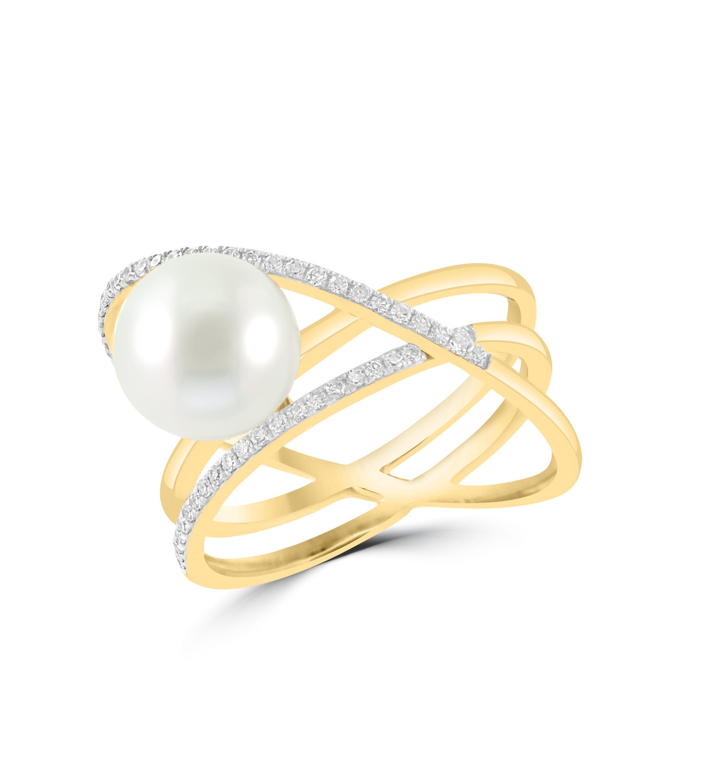 Diamond and Freshwater Pearl Ring in 14K Yellow Gold