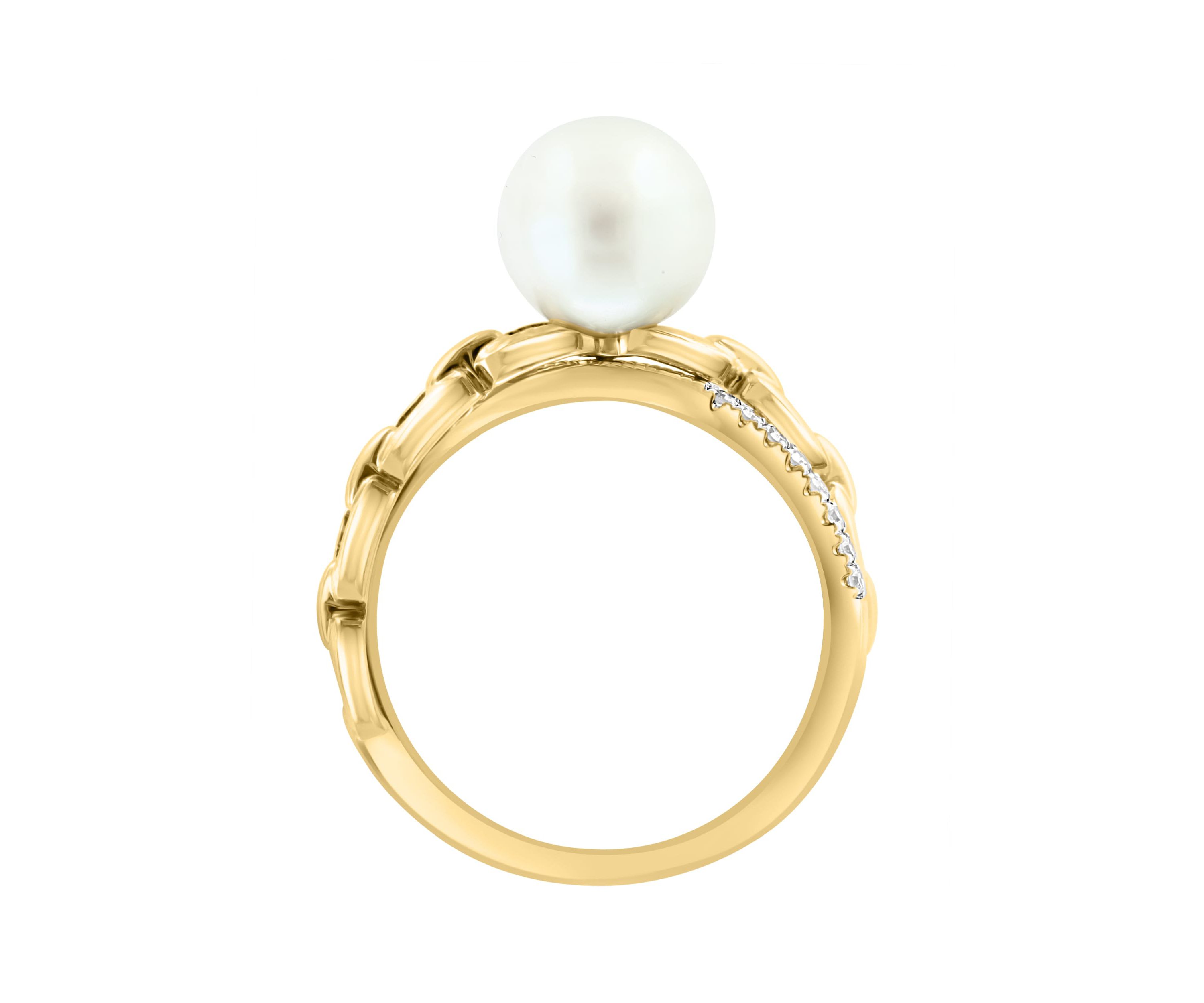 Diamond and Freshwater Pearl Ring in 14K Yellow Gold