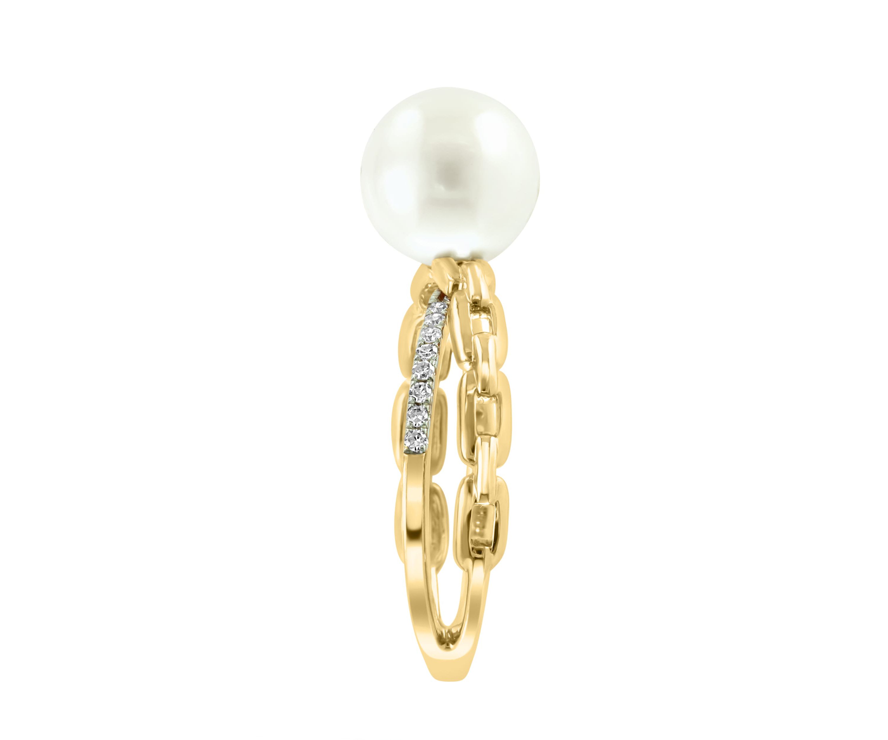 Diamond and Freshwater Pearl Ring in 14K Yellow Gold