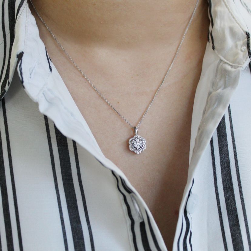 1/4Ctw Floral Diamond Pendant Necklace set in 925 Sterling Silver with 18" Cable Chain
