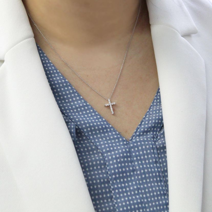 1/4Ctw Diamond Cross Pendant Necklace Set in 925 Sterling Silver with 18" Cable Chain