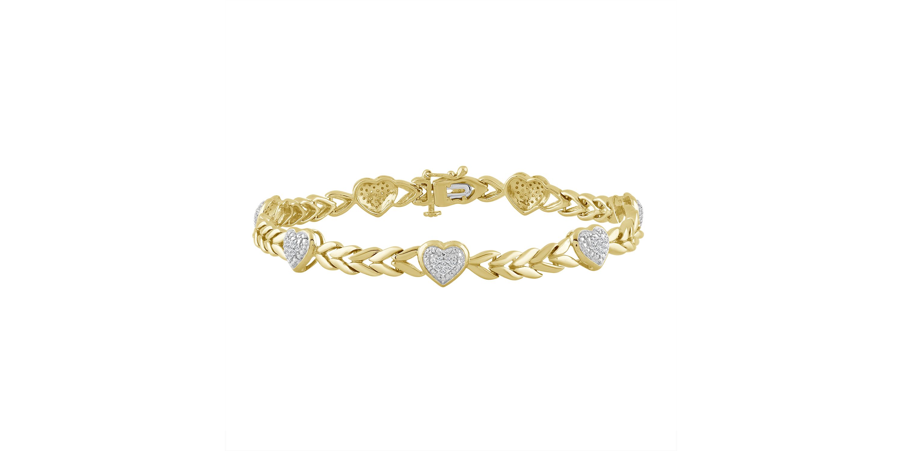 1/5ct. t.w. Heart station Diamond Bracelet in Gold-Plated Sterling Silver