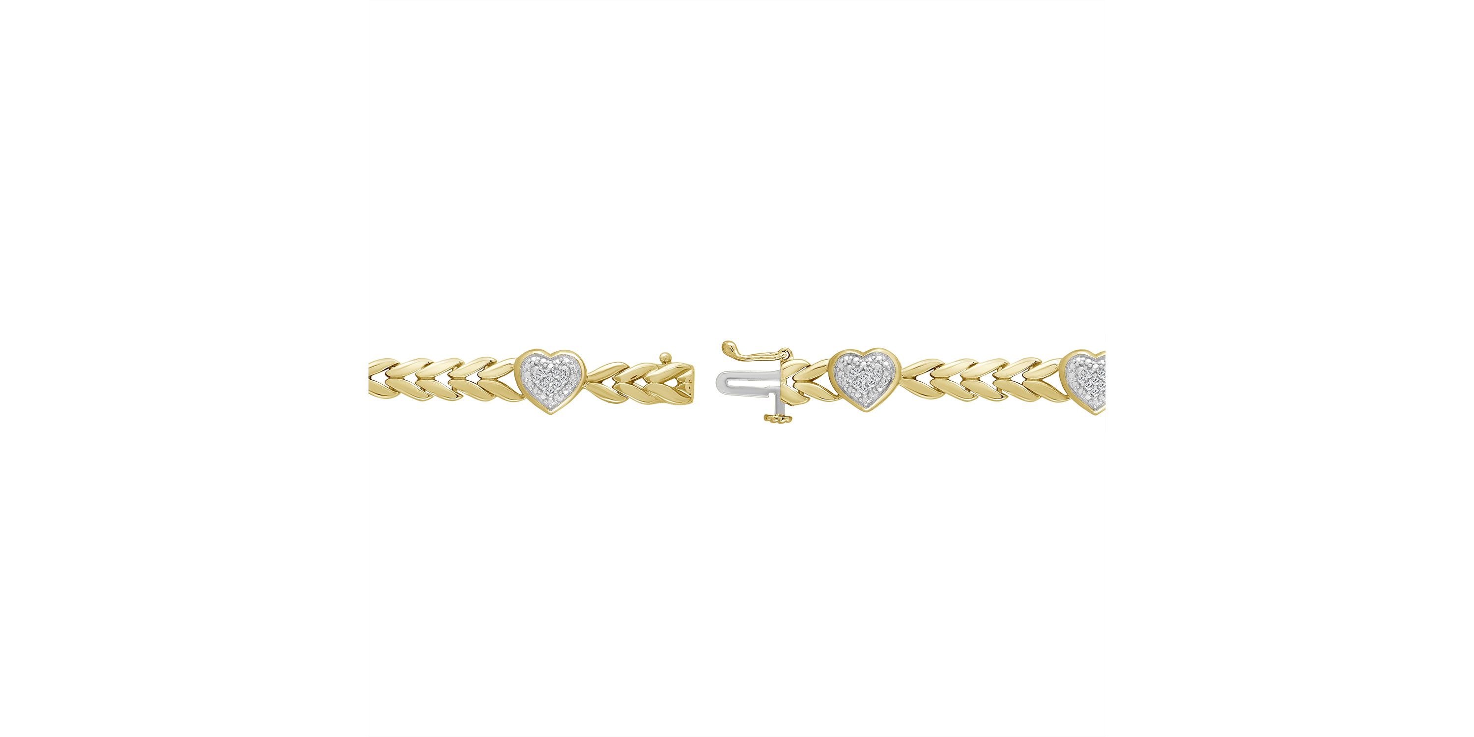 1/5ct. t.w. Heart station Diamond Bracelet in Gold-Plated Sterling Silver