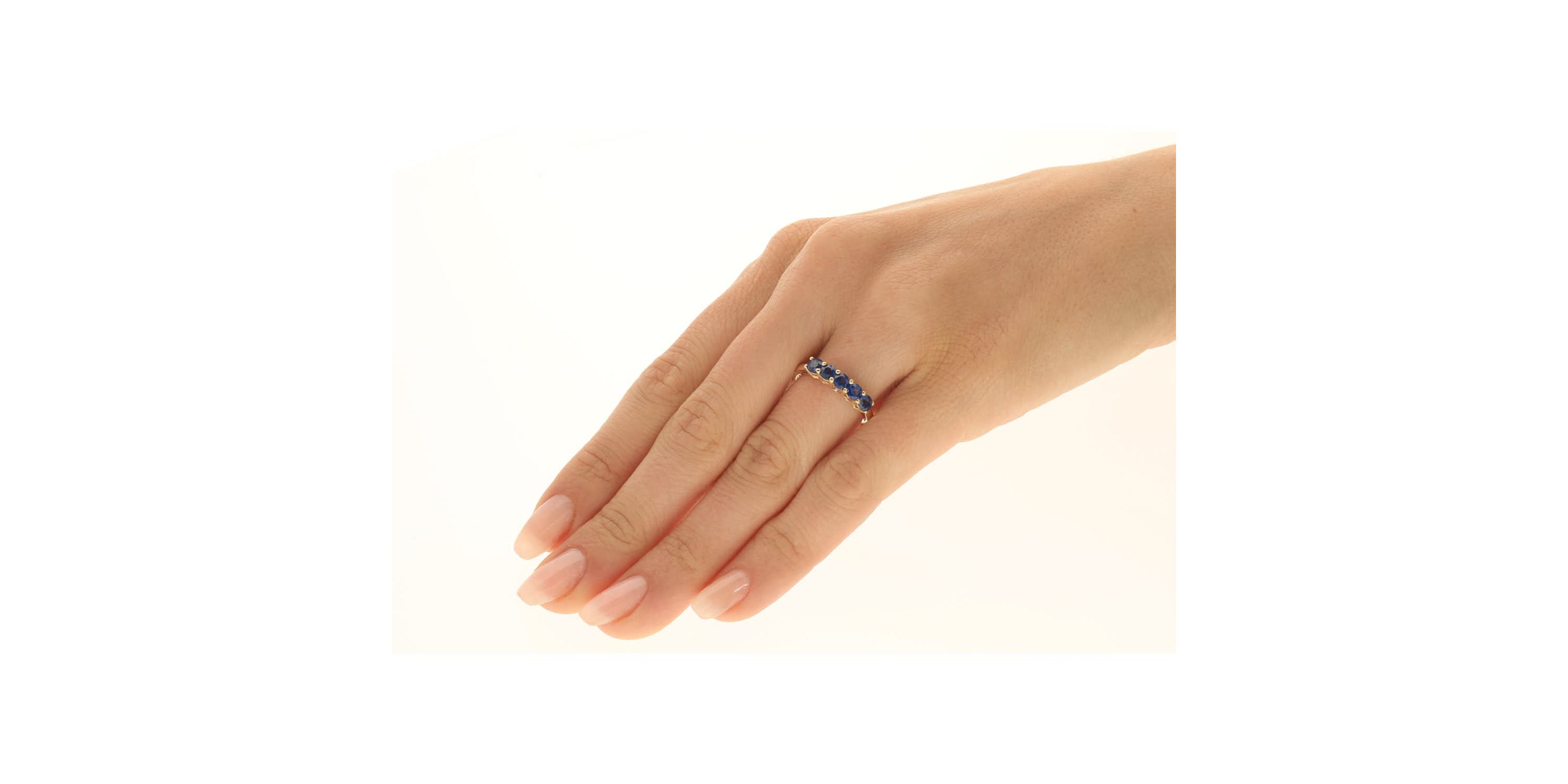 Blue Sapphire Ring in 14K Yellow Gold