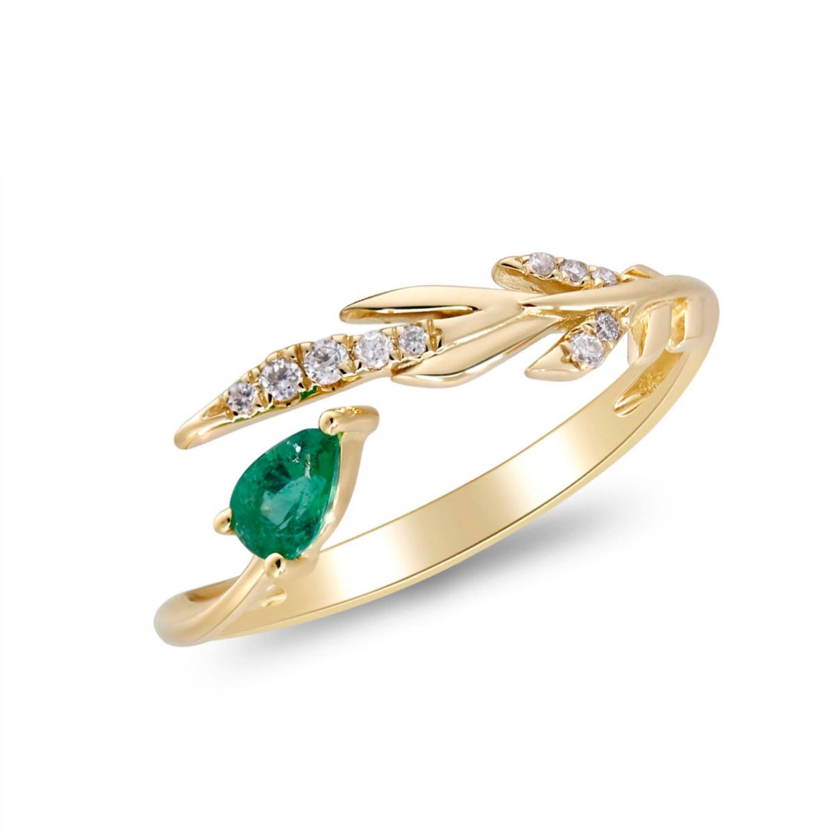 Emerald Ring in 14K Yellow Gold
