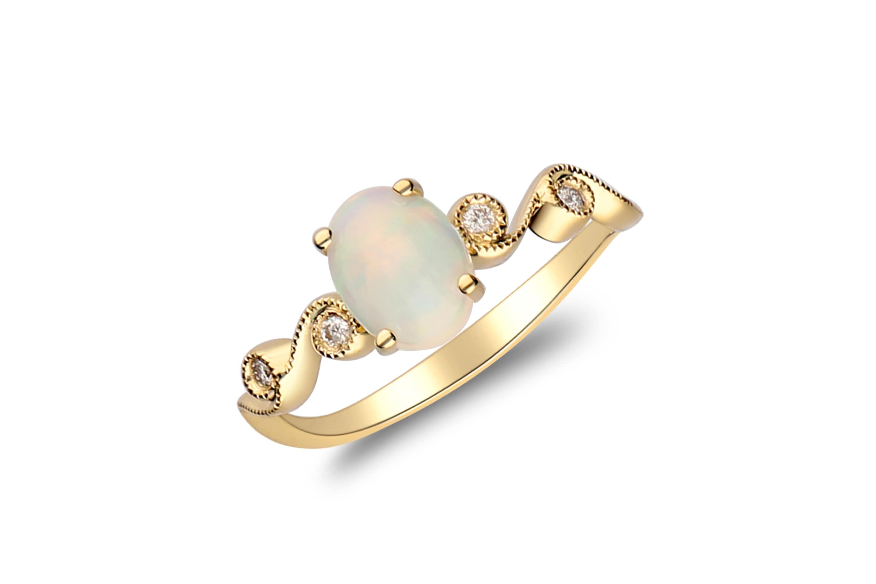 Ethiopian Opal Ring in 14K Yellow Gold