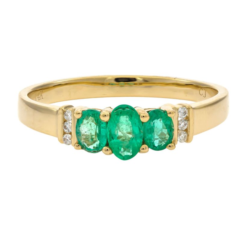 Emerald Ring in 14K Yellow Gold