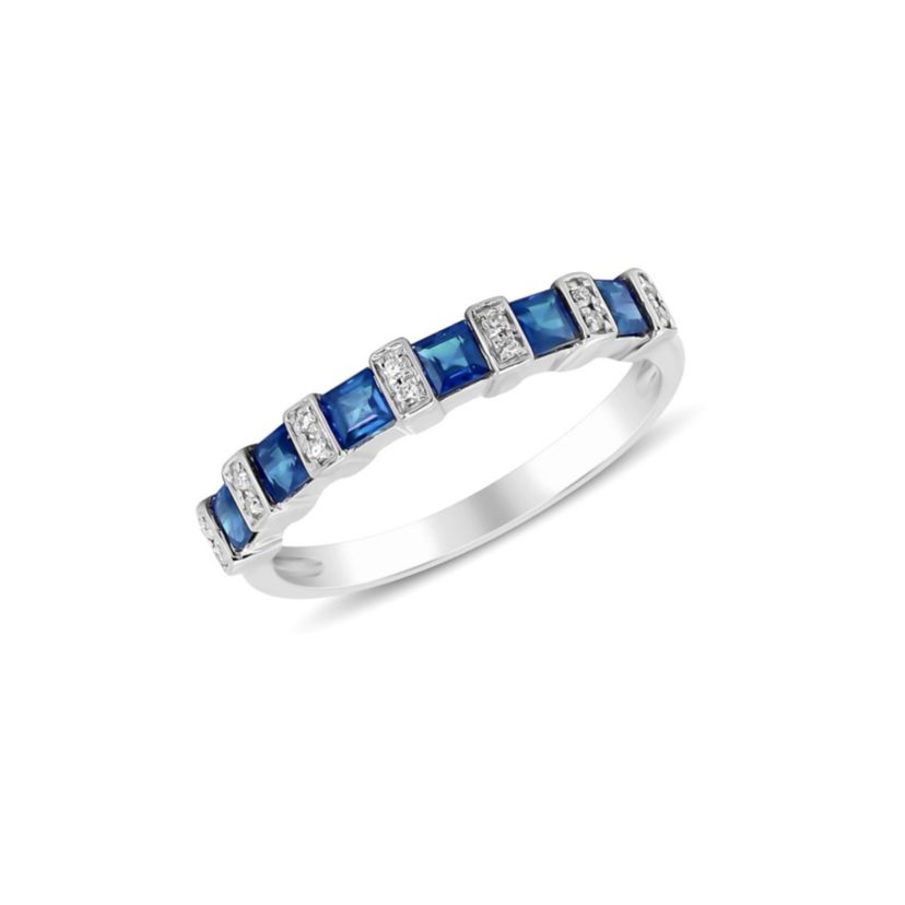 Blue Sapphire Ring in 14K White Gold