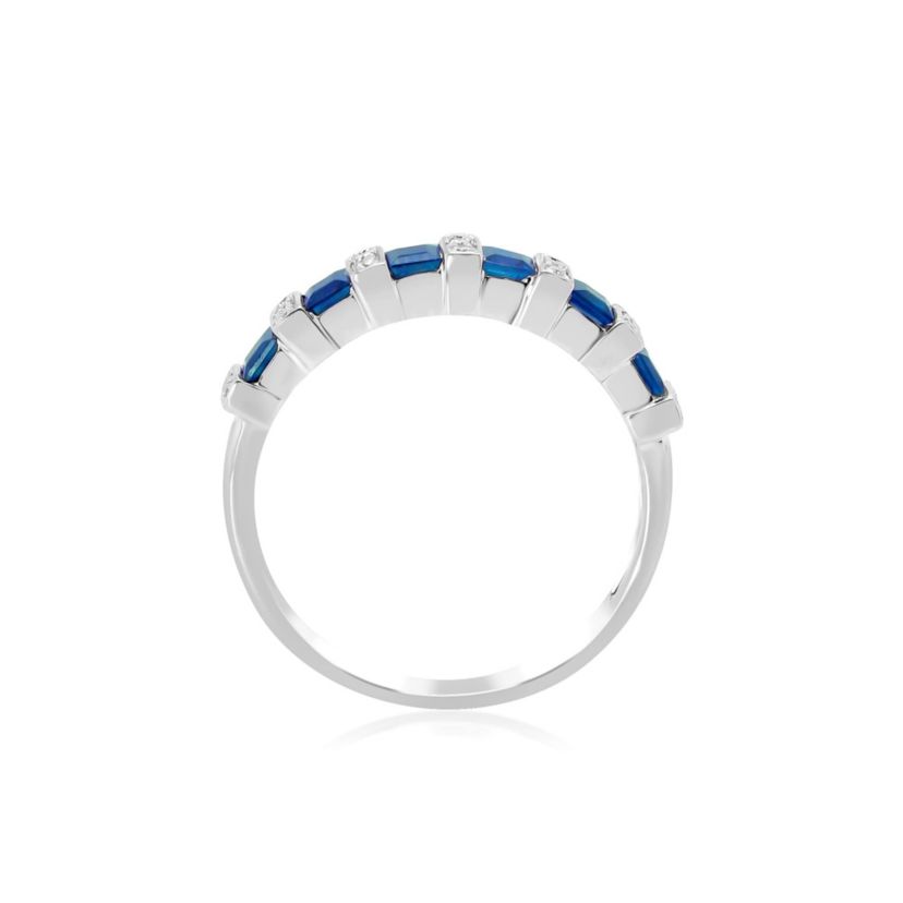 Blue Sapphire Ring in 14K White Gold