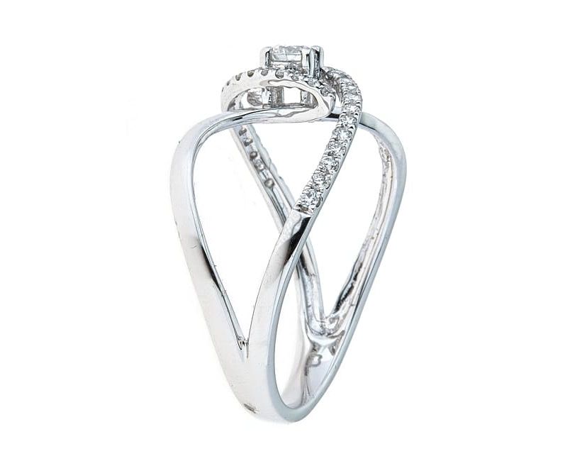 DIAMOND Ring in 10K WHITE GOLD