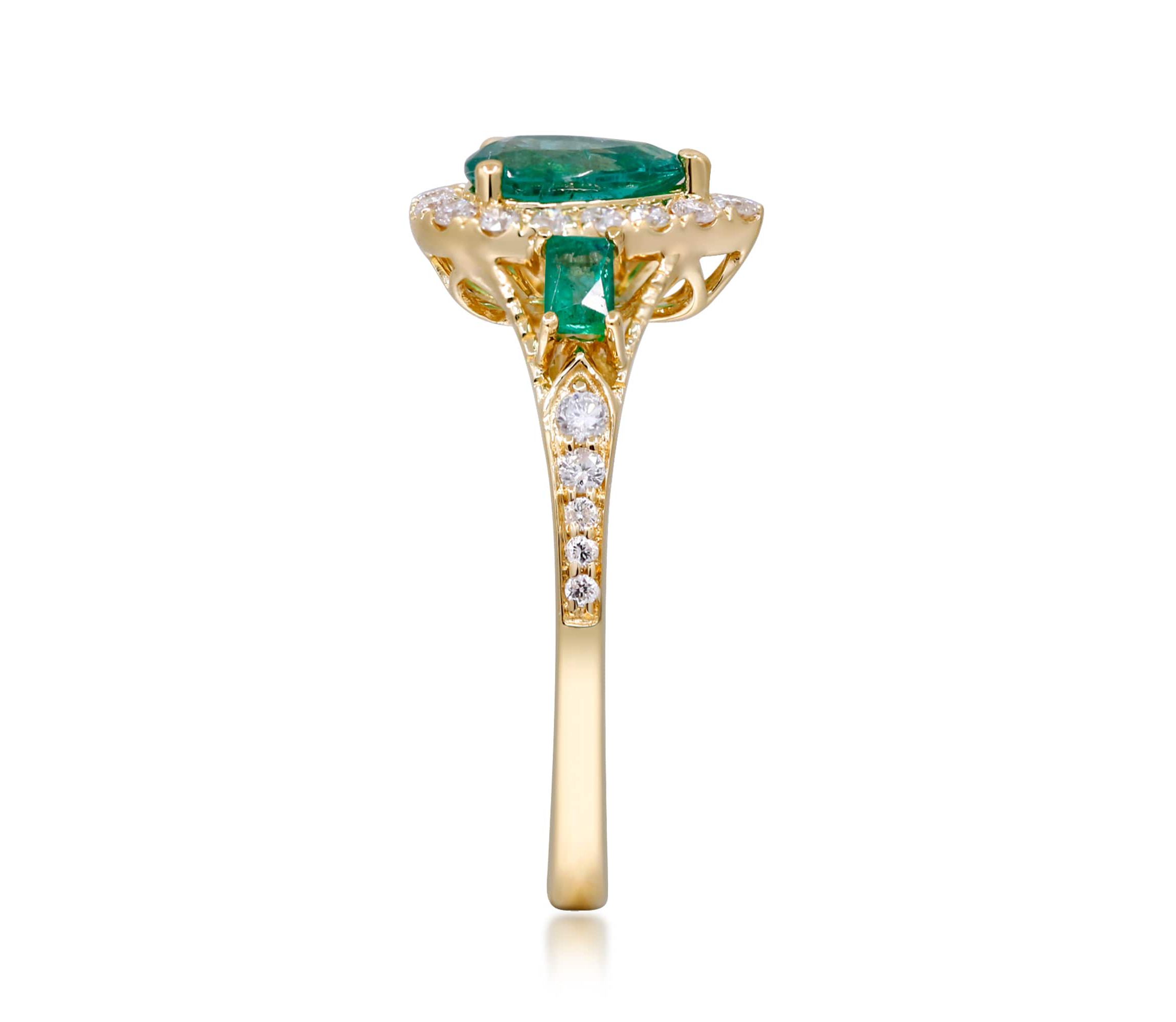 EMERALD Ring in 10K YELLOW GOLD