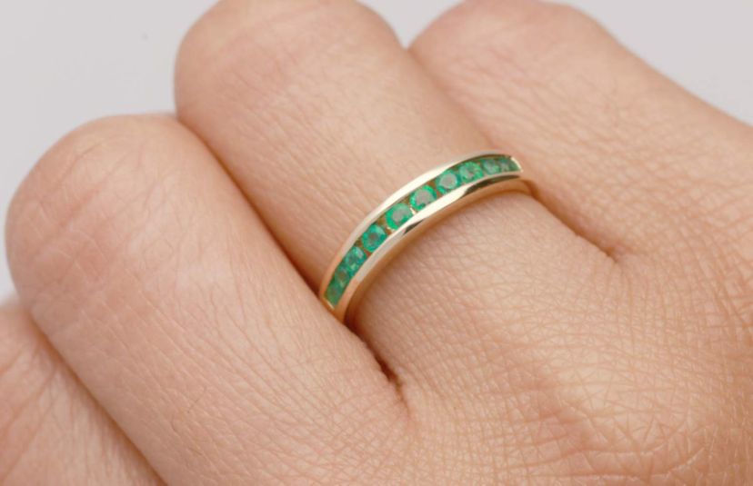 EMERALD Ring in 10K YELLOW GOLD