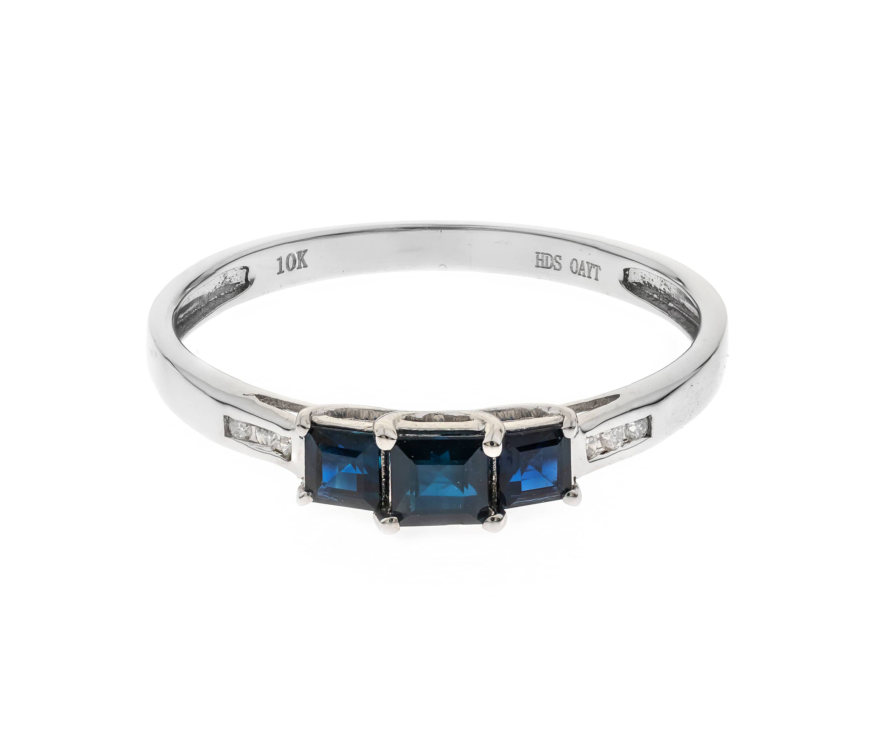 SAPPHIRE Ring in 10K WHITE GOLD