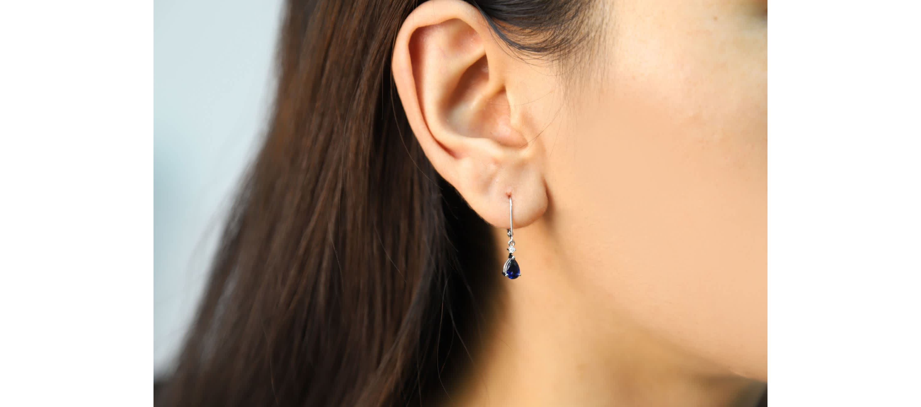 Blue Sapphire Earring in 14K White Gold