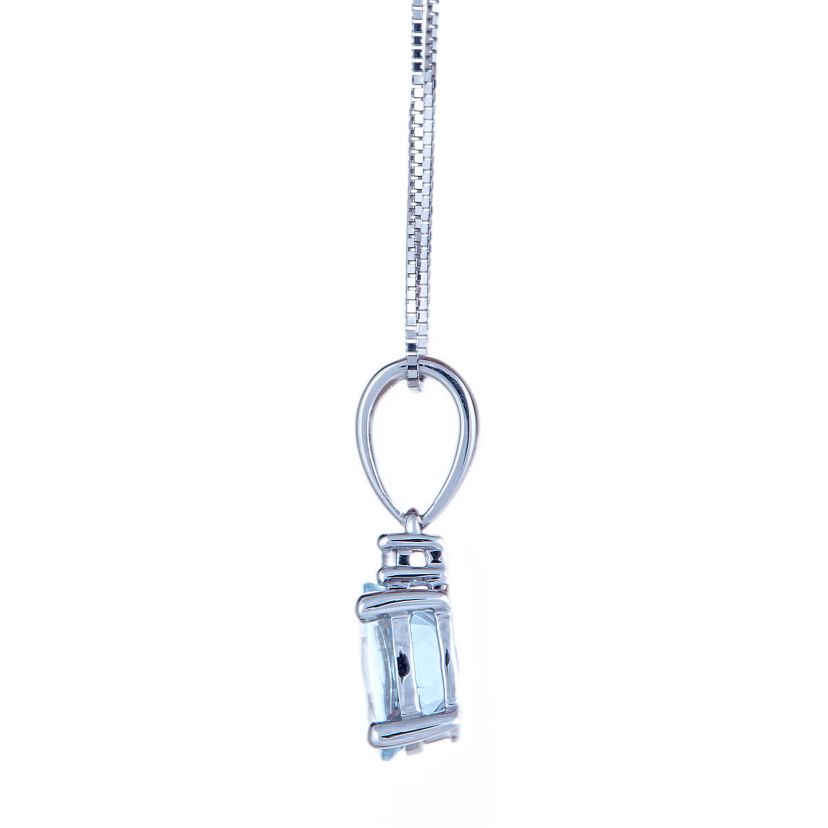 Aquamarine Pendant in 10K White Gold