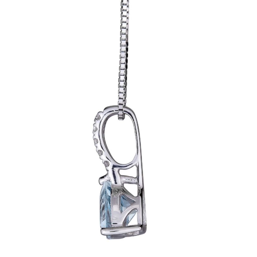 Aquamarine Pendant in 10K White Gold