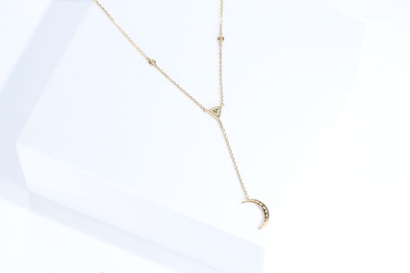 DIAMOND Necklace in 10K YELLOW GOLD