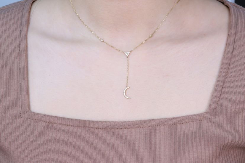 DIAMOND Necklace in 10K YELLOW GOLD