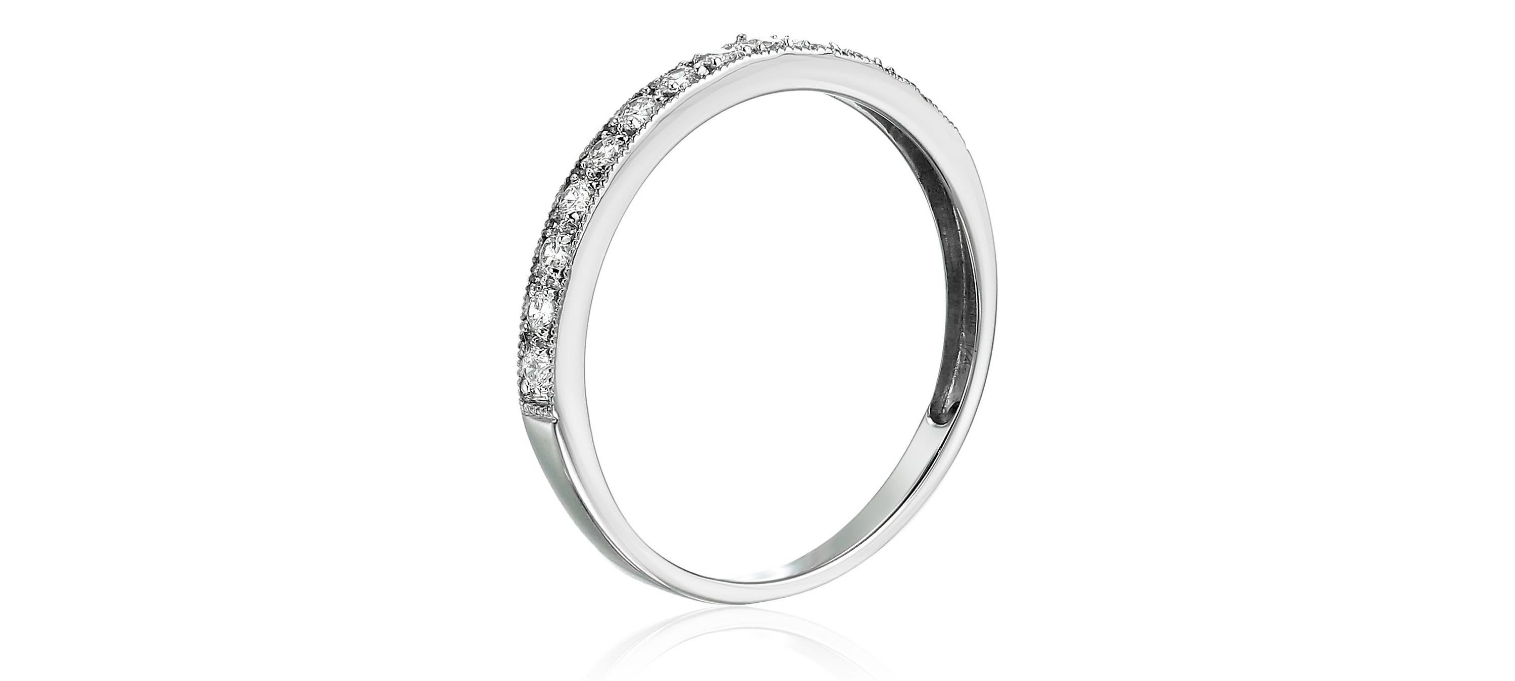 1/4 ct. t.w. Diamond Wedding Band Half Eternity in 14K White Gold