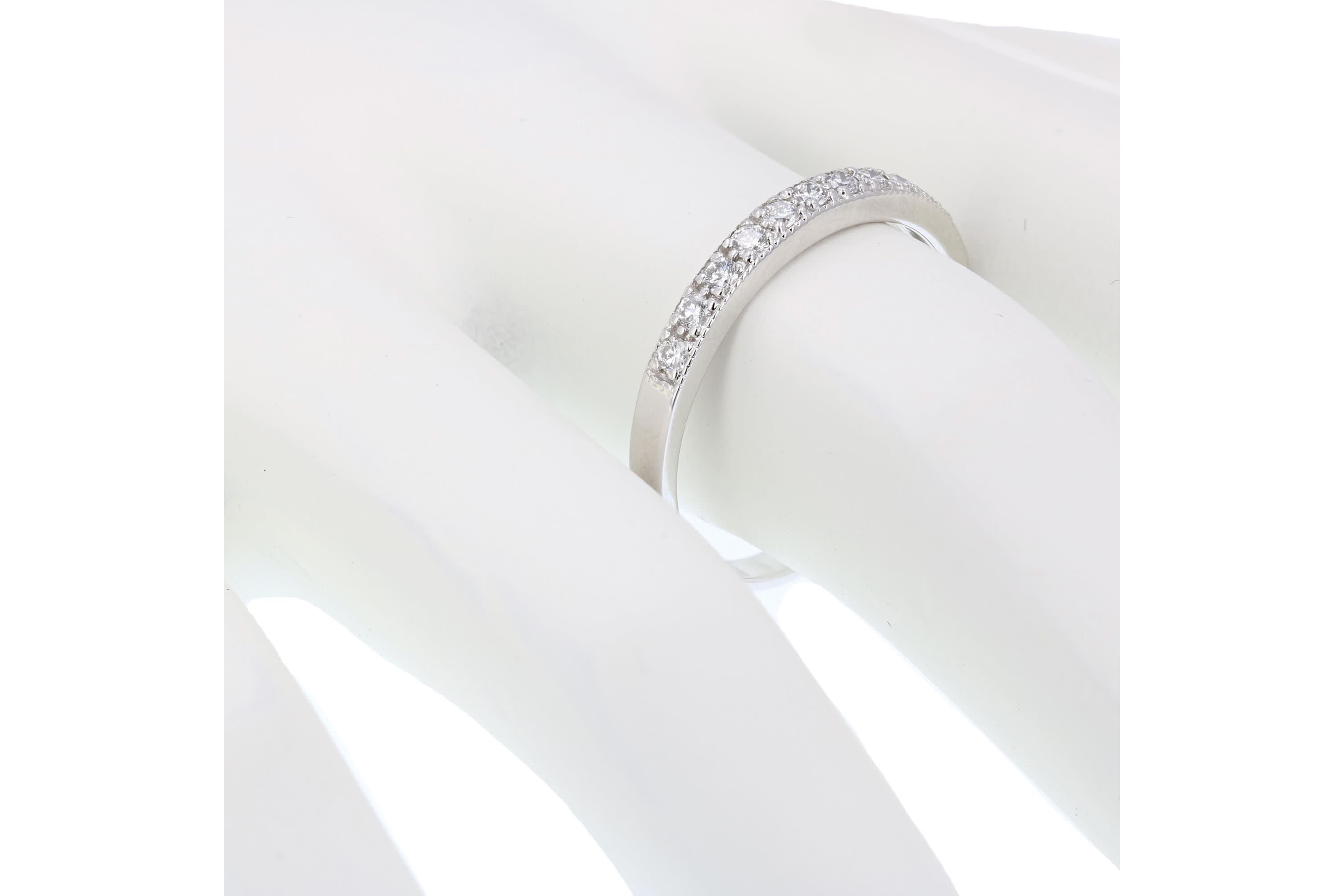 1/4 ct. t.w. Diamond Wedding Band Half Eternity in 14K White Gold