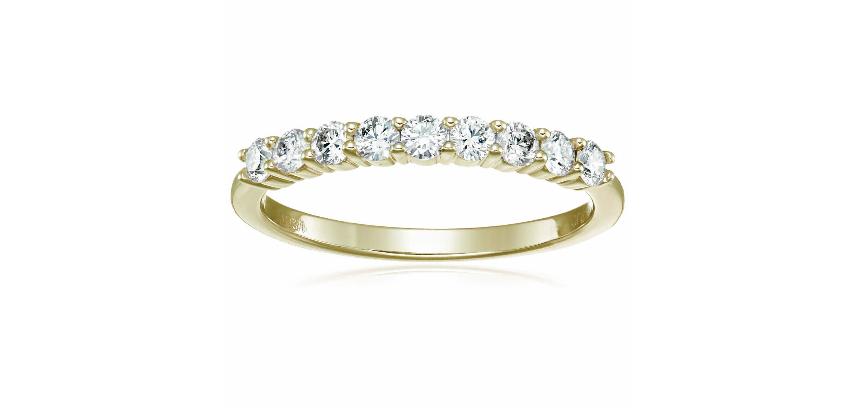 1/2 ct. t.w. Diamond Wedding Band in 14K Yellow Gold