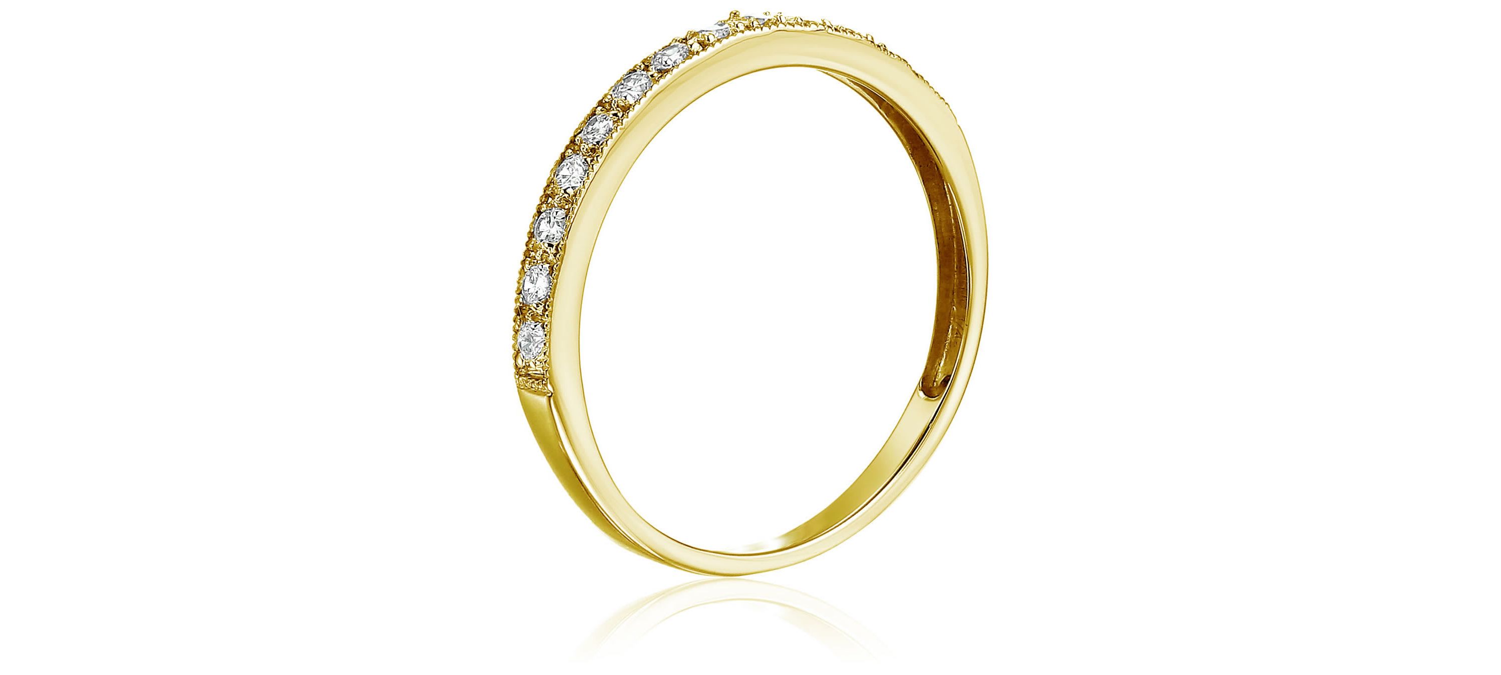 1/4 ct. t.w. Diamond Wedding Band in 14K Yellow Gold