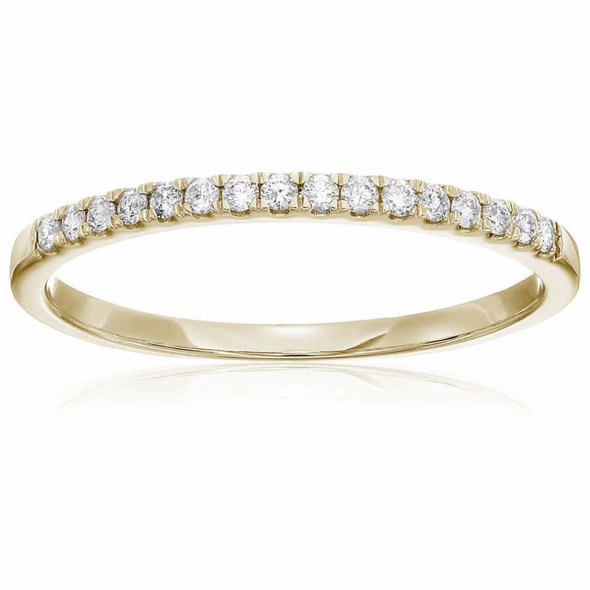 1/5 ct. t.w. Diamond Wedding Band in 14K Yellow Gold