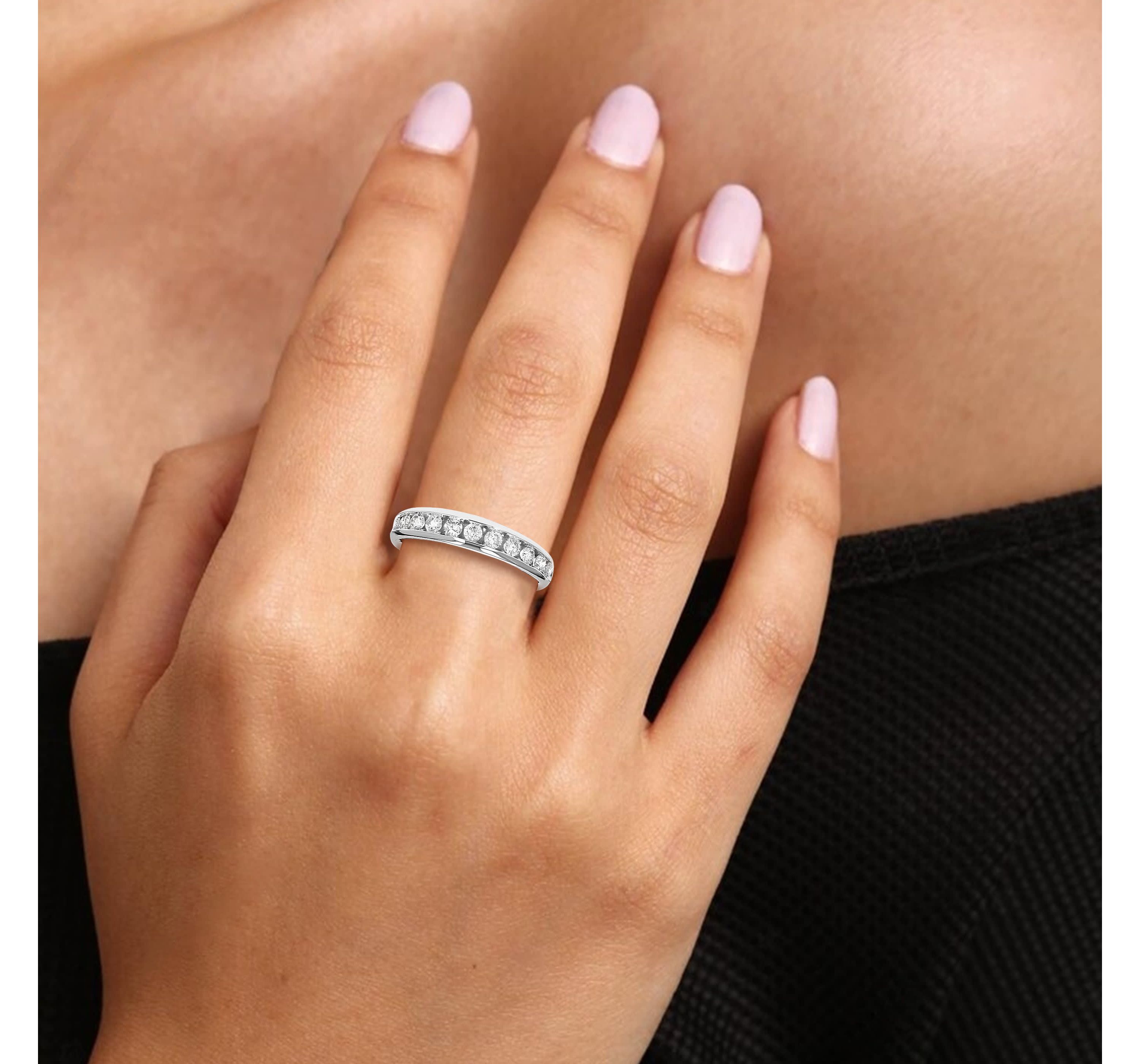1/2 ct. t.w. Diamond Wedding Band in 14K White Gold